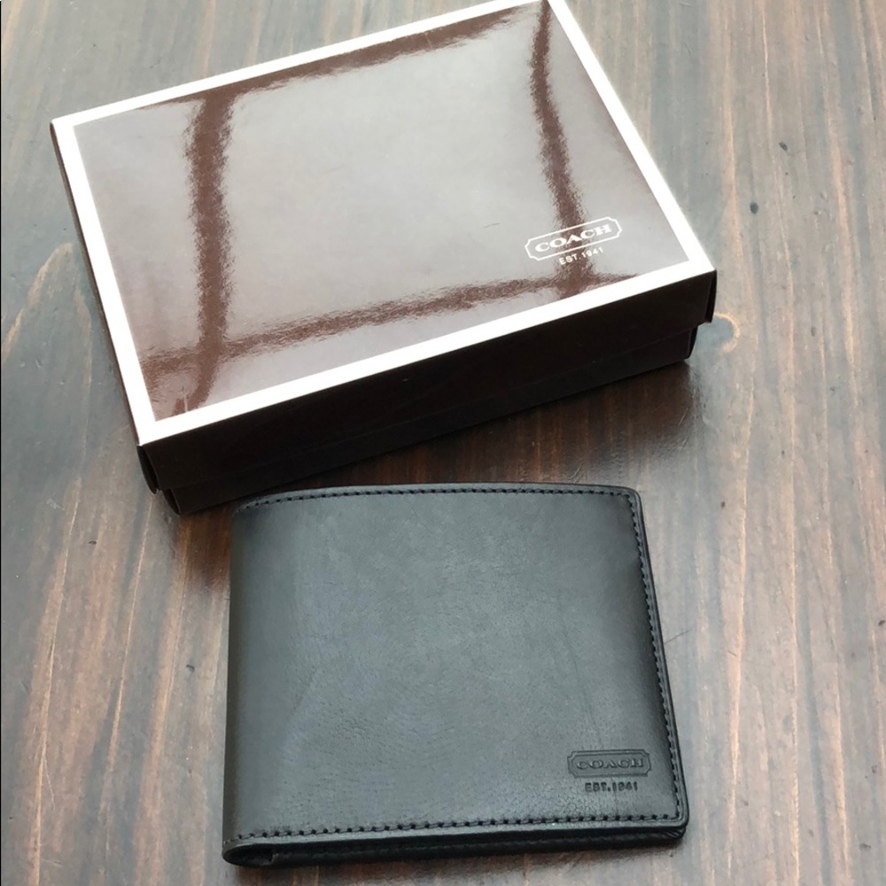 Coach wallet